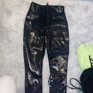Latex leather shiny black leggings